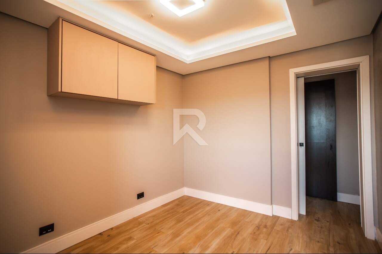 Cobertura com Vista Panorâmica, 4 quartos 3 suítes, 4 Vagas à venda, 362 m² - Mossunguê - Curitiba/PR miniatura 35