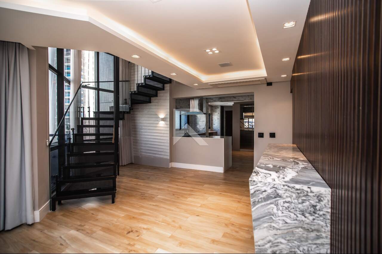 Cobertura com Vista Panorâmica, 4 quartos 3 suítes, 4 Vagas à venda, 362 m² - Mossunguê - Curitiba/PR miniatura 2