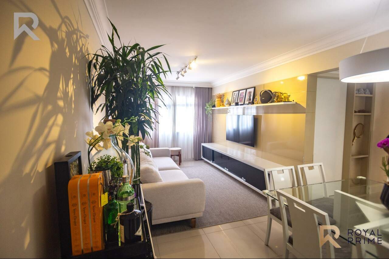 Apartamento Semi Mobiliado em Andar Alto com 3 Quartos e 90m2 - Bigorrilho - Curitiba/PR