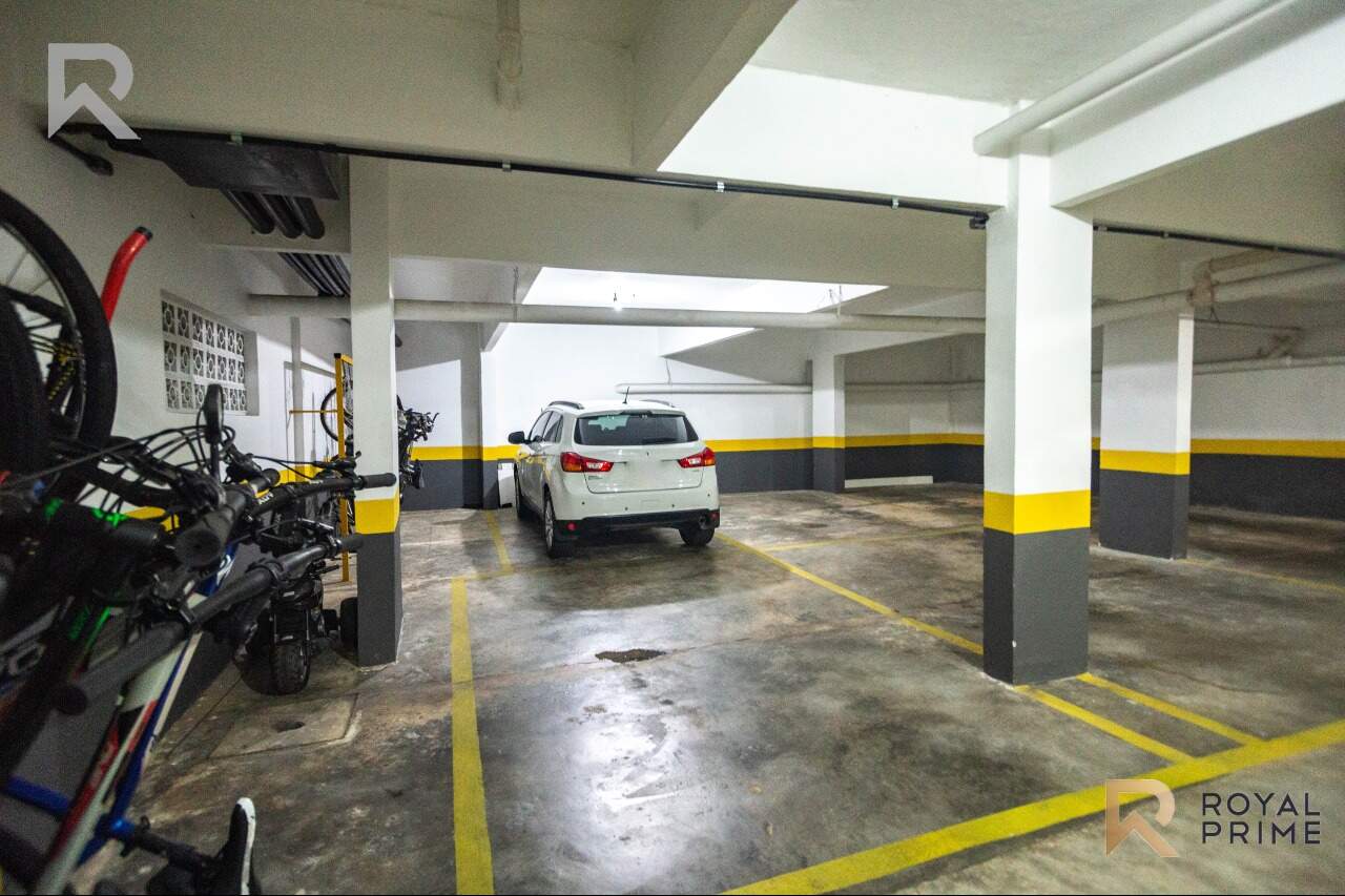 Apartamento Semi Mobiliado em Andar Alto com 3 Quartos e 90m2 - Bigorrilho - Curitiba/PR miniatura 40
