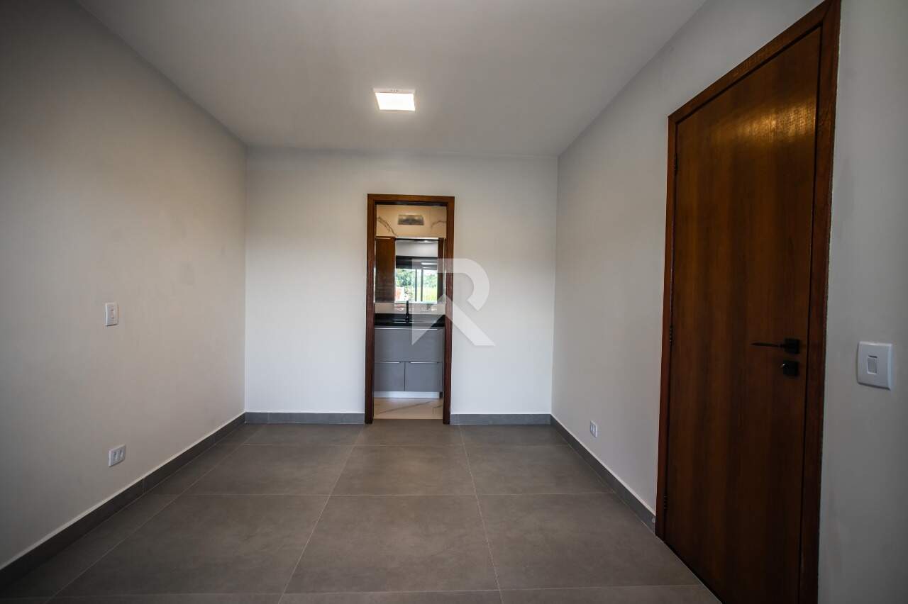 Casa de Rua com Face Norte, 3 quartos 3 Vagas para locação, 200 m² - São Braz - Curitiba/PR miniatura 15