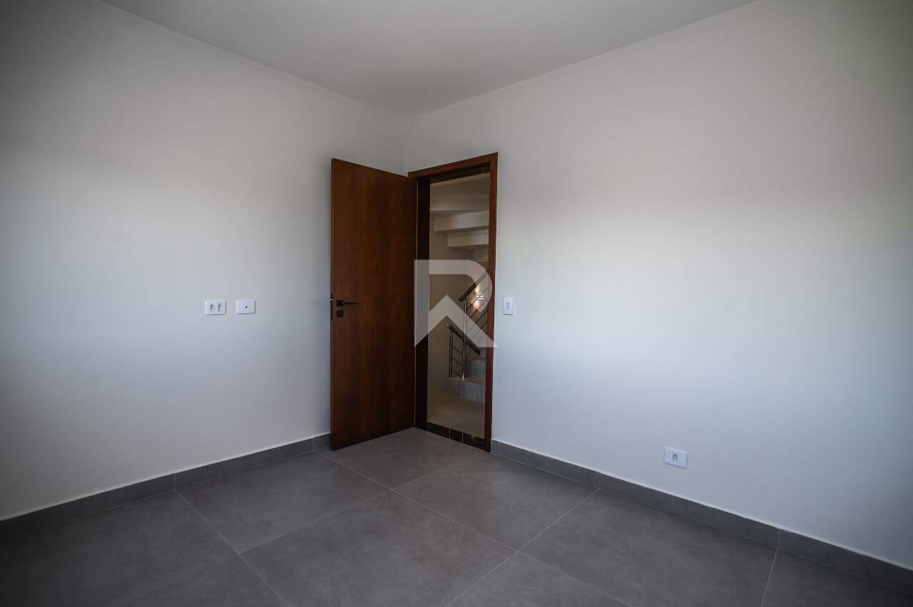 Casa de Rua com Face Norte, 3 quartos 3 Vagas para locação, 200 m² - São Braz - Curitiba/PR miniatura 22