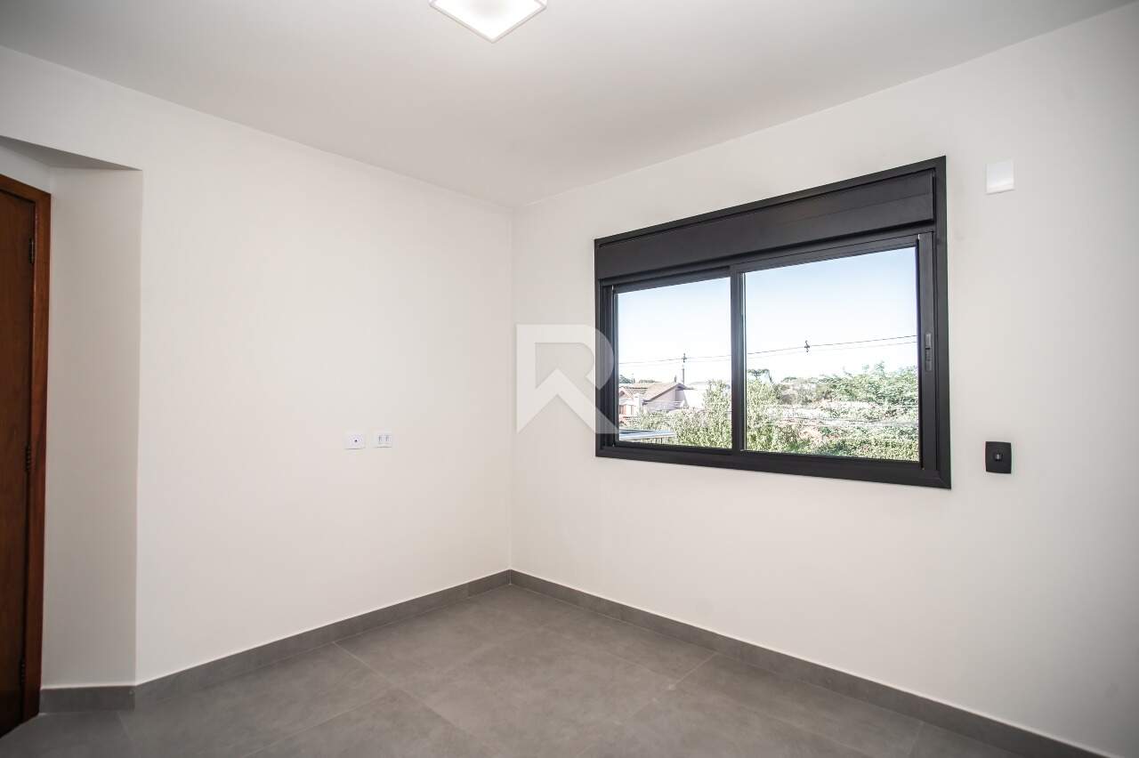 Casa de Rua com Face Norte, 3 quartos 3 Vagas para locação, 230 m² - São Braz - Curitiba/PR miniatura 18