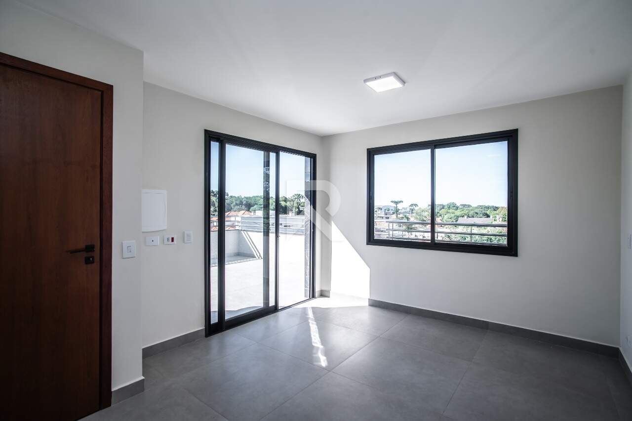 Casa de Rua com Face Norte, 3 quartos 3 Vagas para locação, 230 m² - São Braz - Curitiba/PR miniatura 25