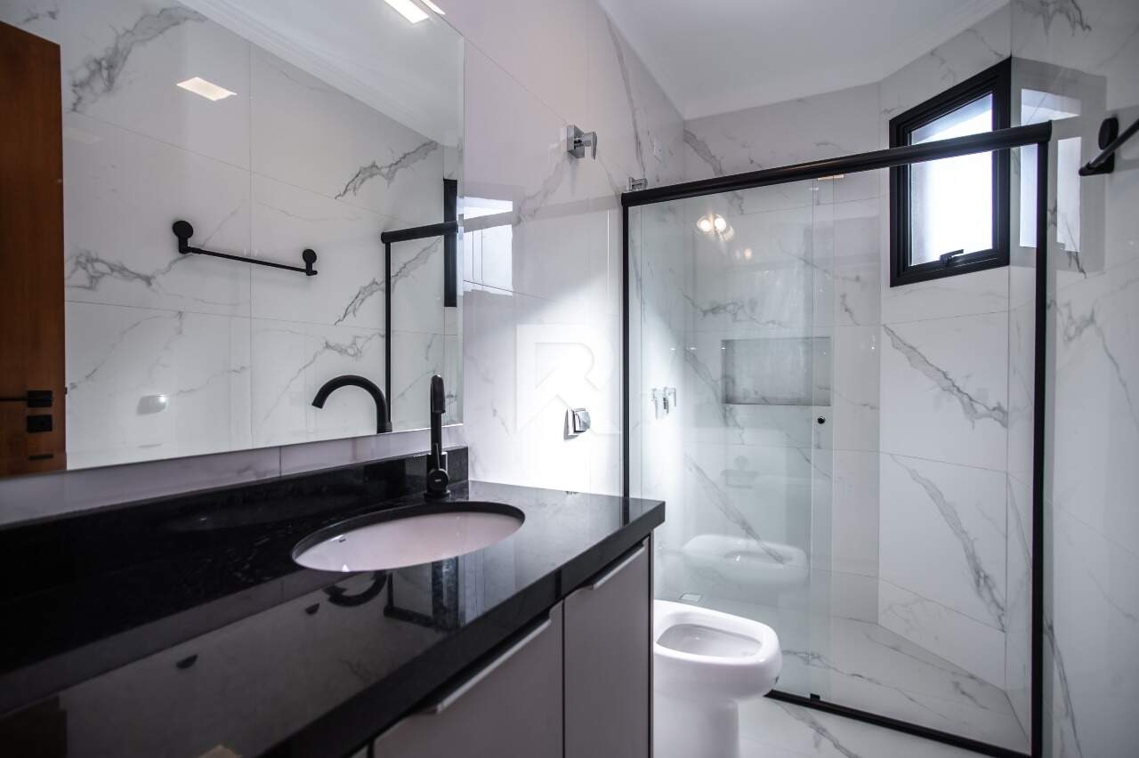 Casa de Rua com Face Norte, 3 quartos 3 Vagas para locação, 230 m² - São Braz - Curitiba/PR miniatura 15
