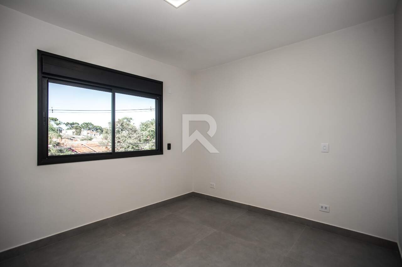 Casa de Rua com Face Norte, 3 quartos 3 Vagas para locação, 230 m² - São Braz - Curitiba/PR miniatura 19