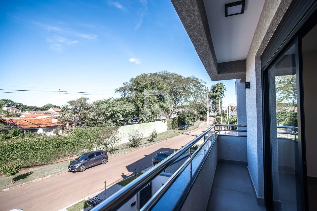 Casa de Rua com Face Norte, 3 quartos 3 Vagas para locação, 230 m² - São Braz - Curitiba/PR miniatura 17