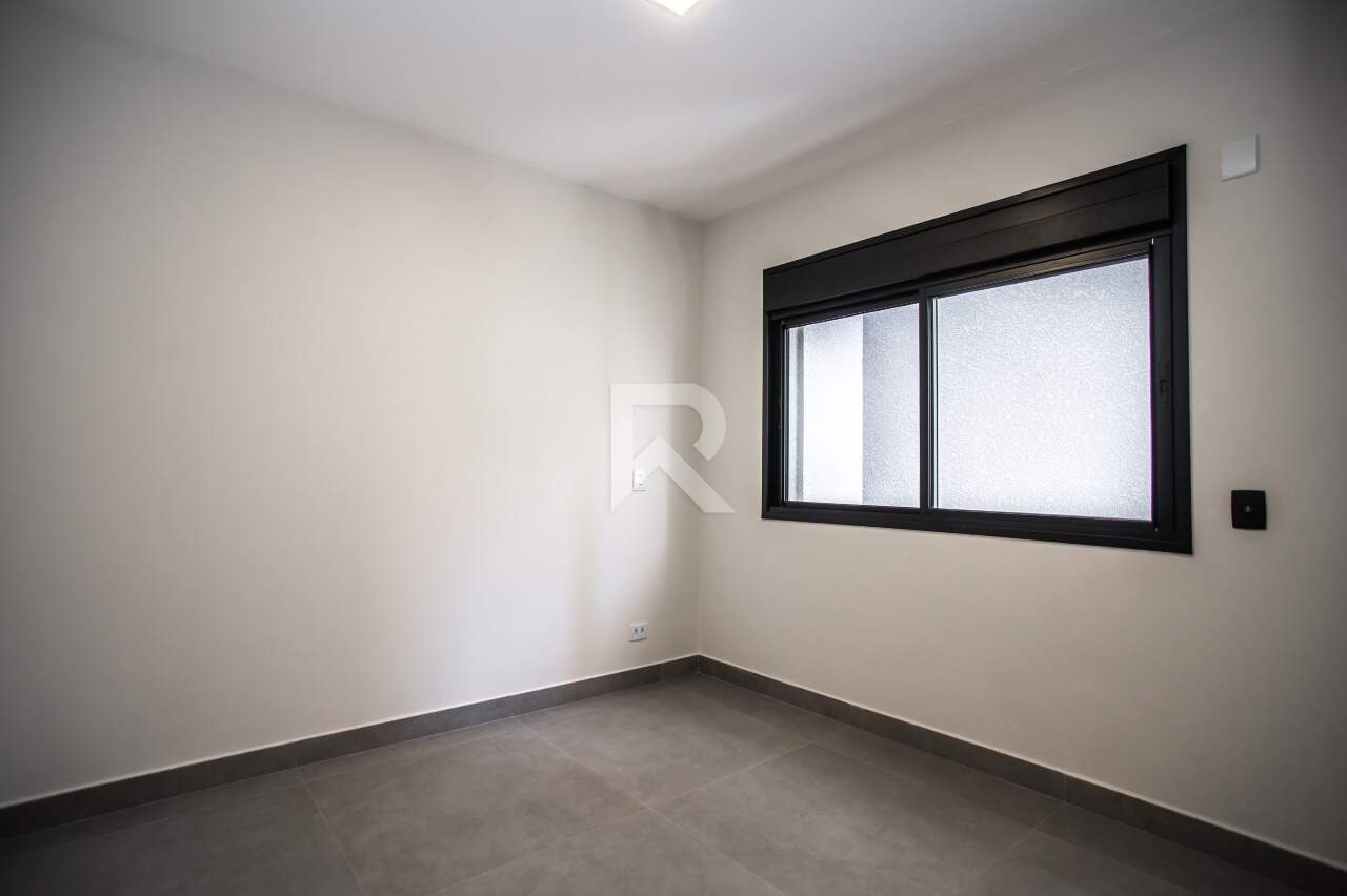 Casa de Rua com Face Norte, 3 quartos 3 Vagas para locação, 230 m² - São Braz - Curitiba/PR miniatura 20