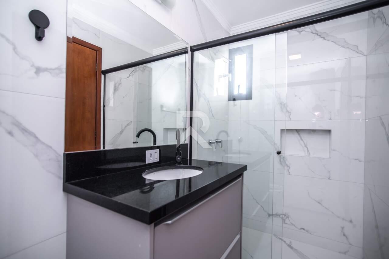Casa de Rua com Face Norte, 3 quartos 3 Vagas para locação, 230 m² - São Braz - Curitiba/PR miniatura 23
