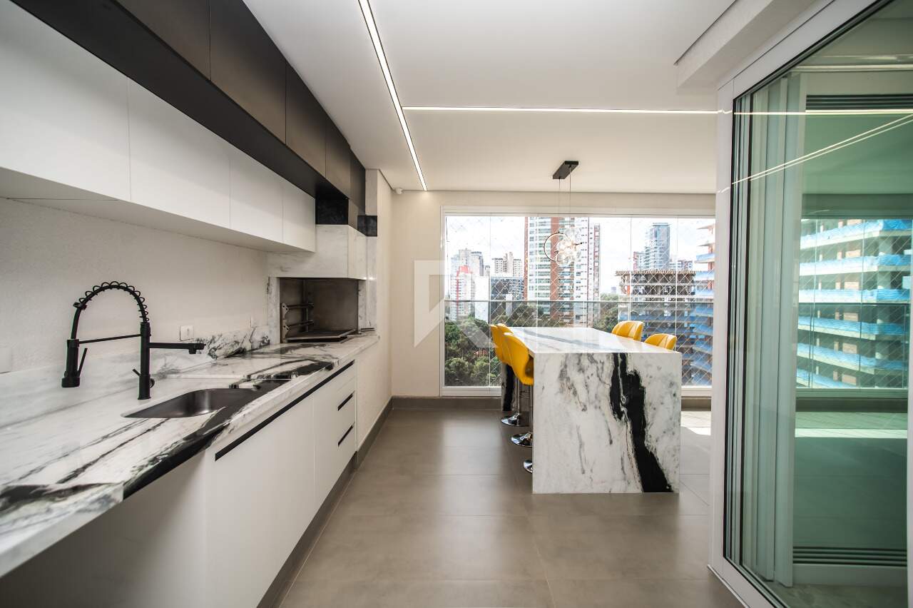Apartamento Mobiliado de Alto Padrão em Cond. Clube com 4 suítes e 255m² p/ Locação - Ecoville - Curitiba miniatura 6