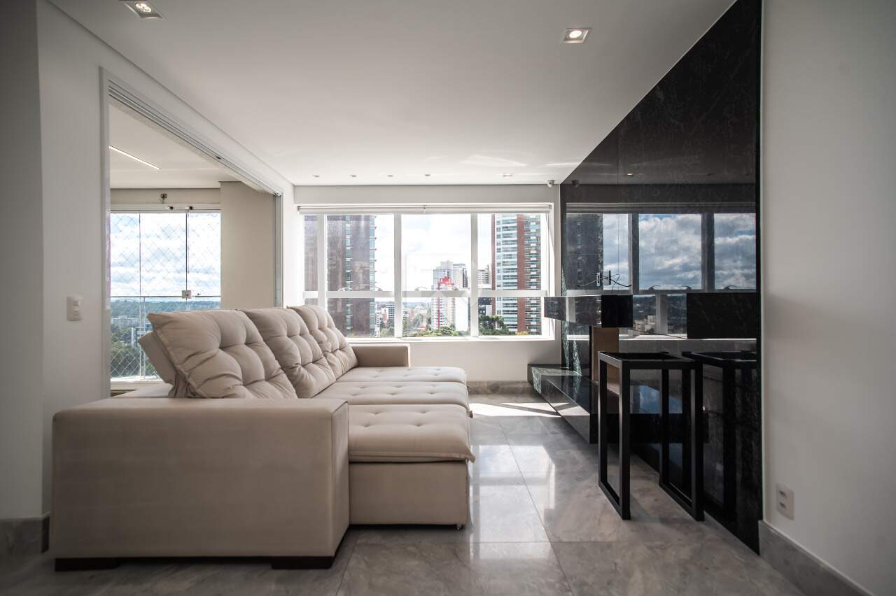 Apartamento Mobiliado de Alto Padrão em Cond. Clube com 4 suítes e 255m² p/ Locação - Ecoville - Curitiba miniatura 2