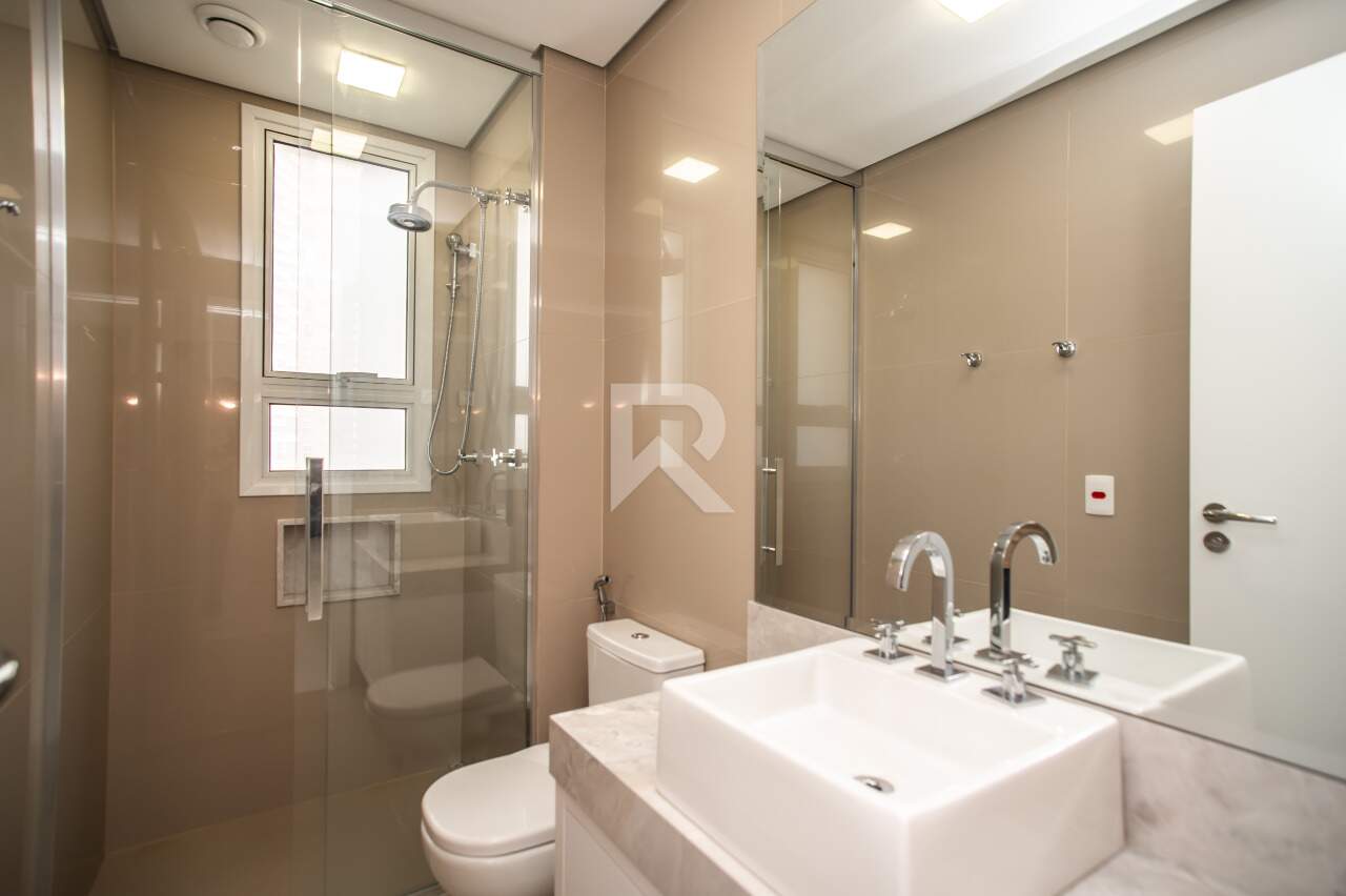 Apartamento Mobiliado de Alto Padrão em Cond. Clube com 4 suítes e 255m² p/ Locação - Ecoville - Curitiba miniatura 27