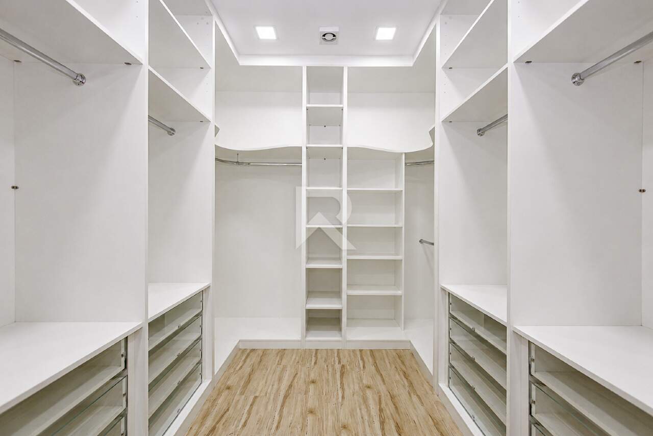 Casa Moderna Semi Mobiliada em Cond. Clube com 4 suítes, Quintal e 458m2 para venda - Santa Felicidade, Curitiba miniatura 19