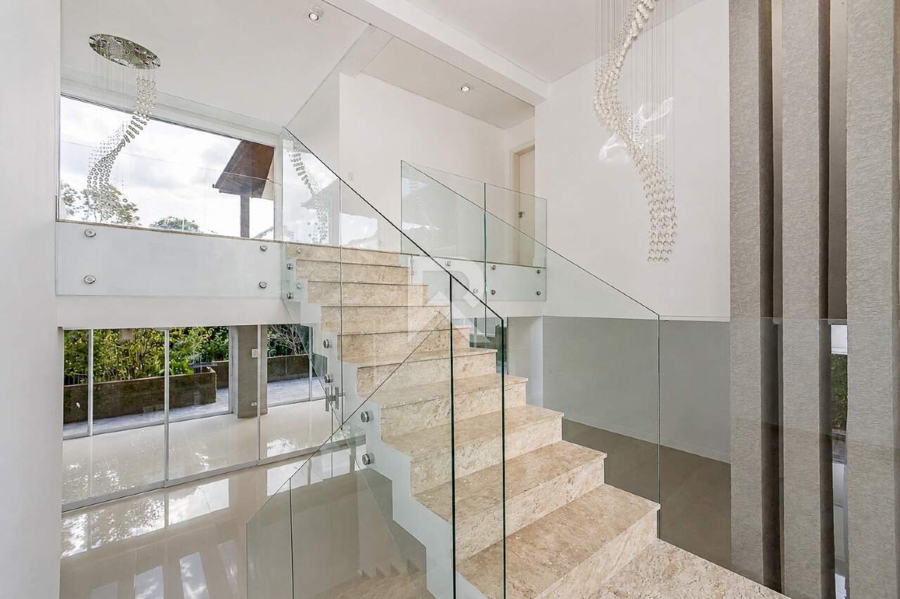 Casa Moderna Semi Mobiliada em Cond. Clube com 4 suítes, Quintal e 458m2 para venda - Santa Felicidade, Curitiba miniatura 14
