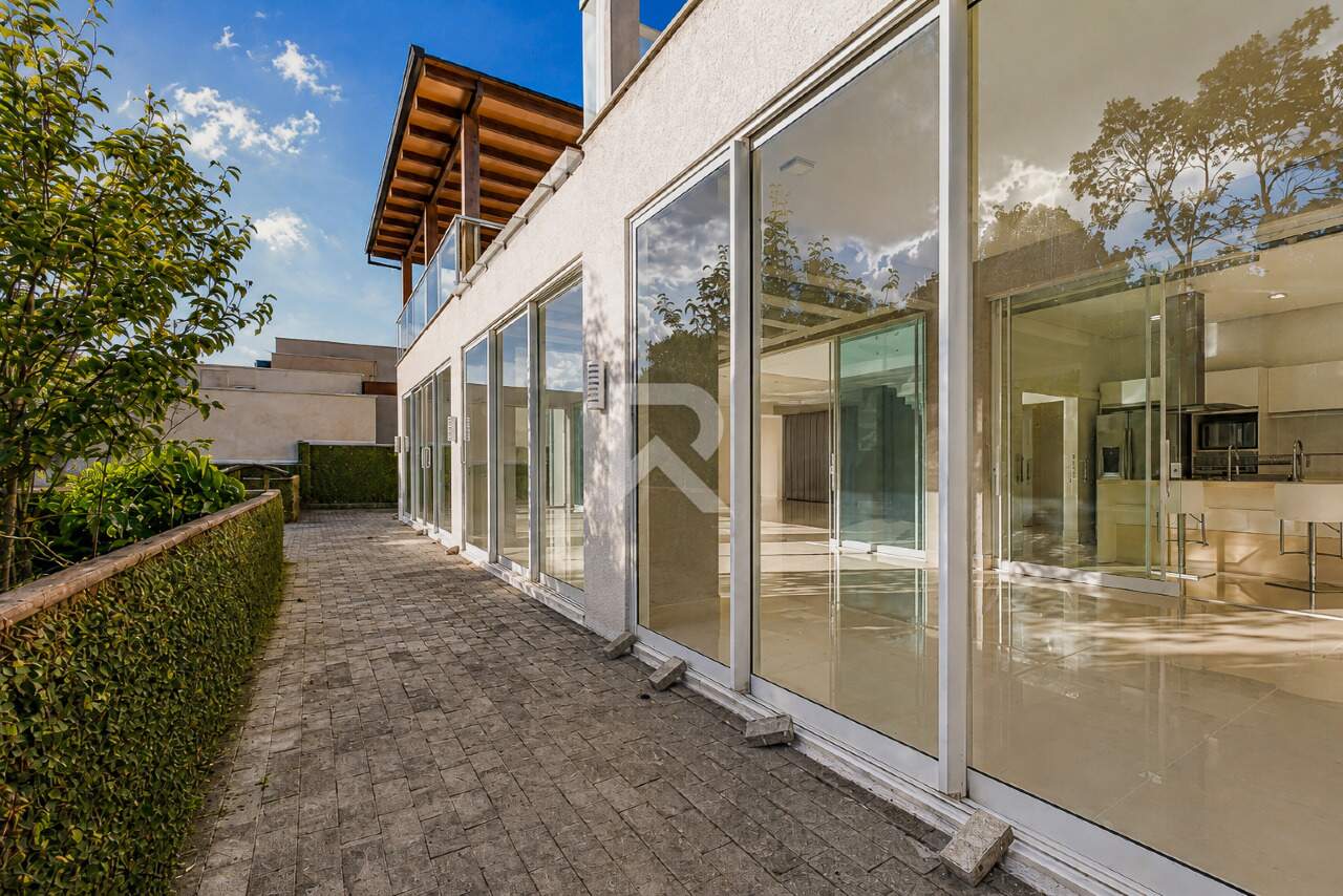 Casa Moderna Semi Mobiliada em Cond. Clube com 4 suítes, Quintal e 458m2 para venda - Santa Felicidade, Curitiba miniatura 13