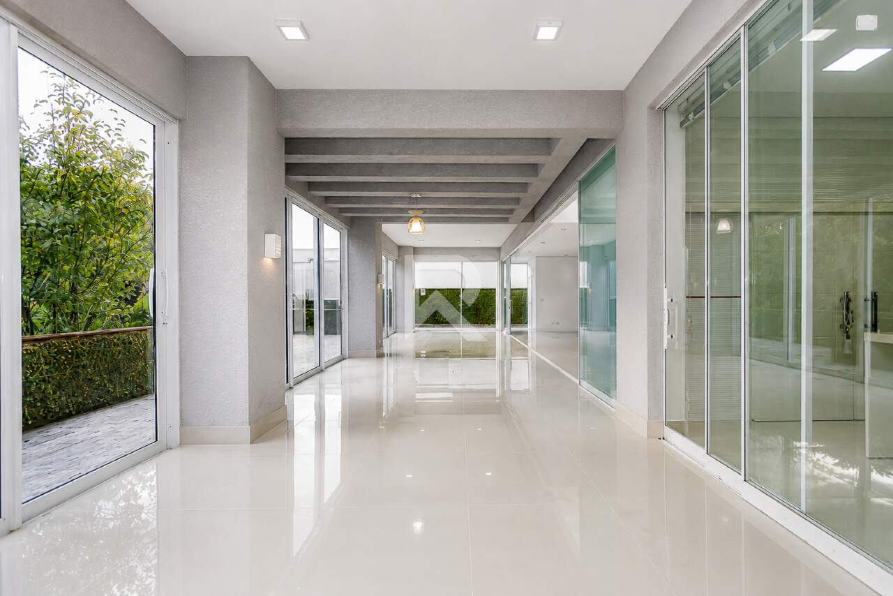 Casa Moderna Semi Mobiliada em Cond. Clube com 4 suítes, Quintal e 458m2 para venda - Santa Felicidade, Curitiba miniatura 11