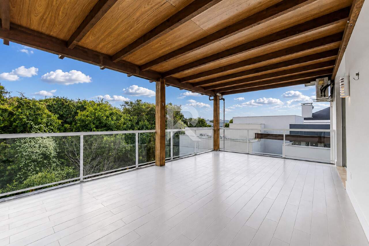 Casa Moderna Semi Mobiliada em Cond. Clube com 4 suítes, Quintal e 458m2 para venda - Santa Felicidade, Curitiba miniatura 29