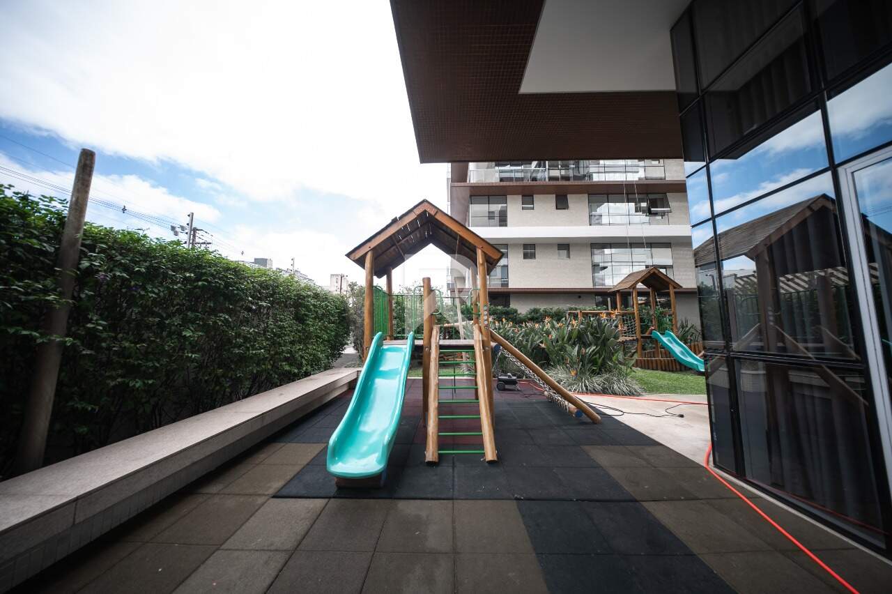 Apartamento Mobiliado com Vista Livre, 3 quartos 3 Vagas para locação, 130 m² - Água Verde - Curitiba/PR miniatura 32