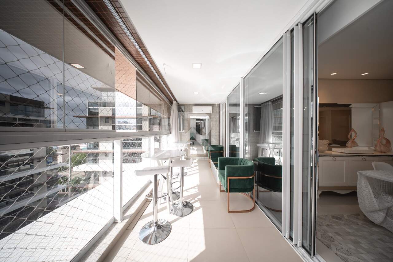 Apartamento Mobiliado com Vista Livre, 3 quartos 3 Vagas para locação, 130 m² - Água Verde - Curitiba/PR miniatura 5