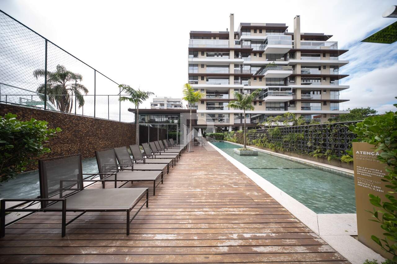 Apartamento Mobiliado com Vista Livre, 3 quartos 3 Vagas para locação, 130 m² - Água Verde - Curitiba/PR miniatura 27