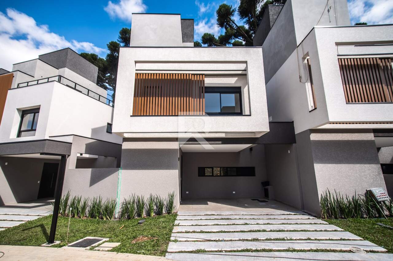 Casa em Condomínio com Jardim, 3 quartos 2 Vagas à venda, 147 m² - Campo Comprido - Curitiba/PR