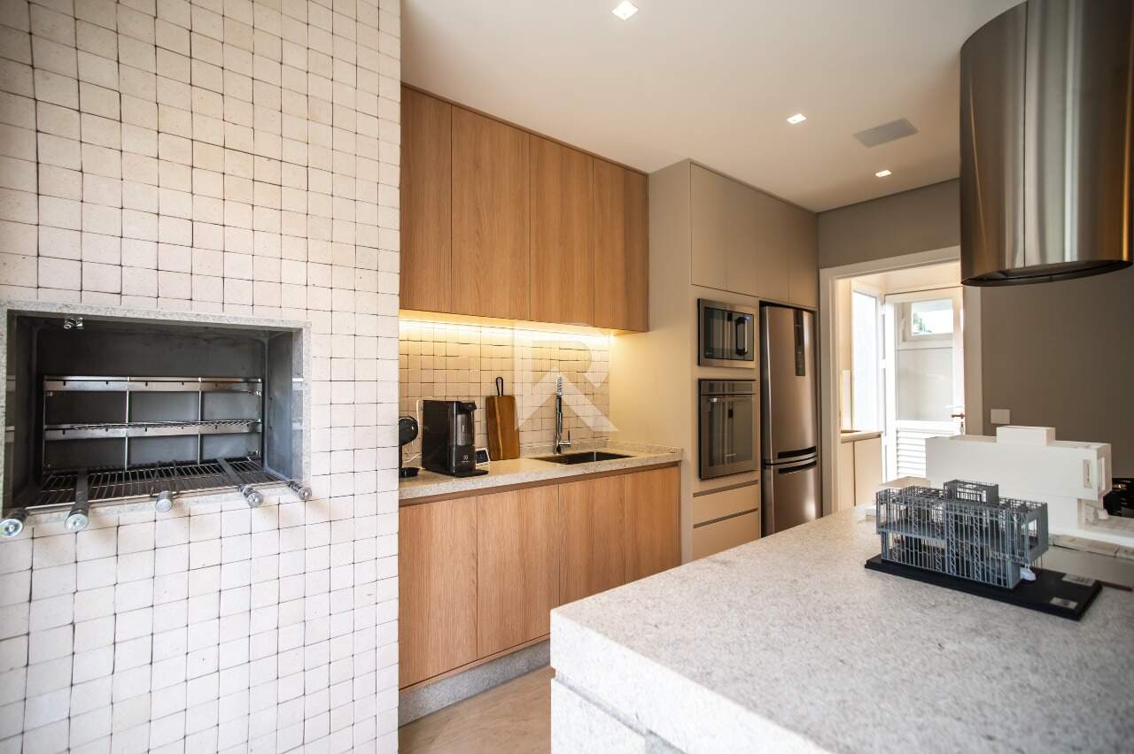 Casa em Condomínio com Jardim, 3 suítes 2 Vagas à venda, 202 m² - Ecoville - Curitiba/PR miniatura 9