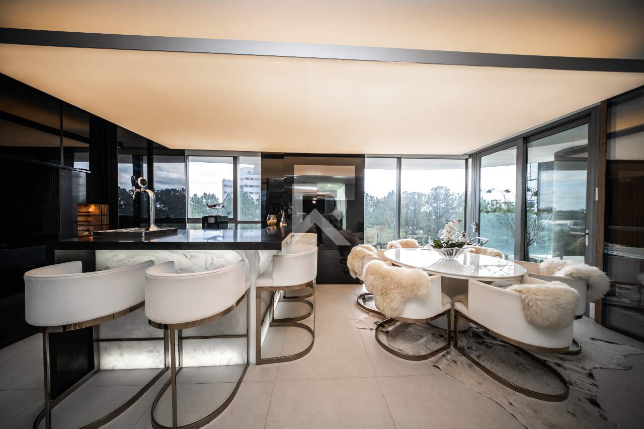 Apartamento de Alto Padrão no Edifício MAI HOME com 3 suítes e 338m2 para venda - Bigorrilho, Curitiba miniatura 7