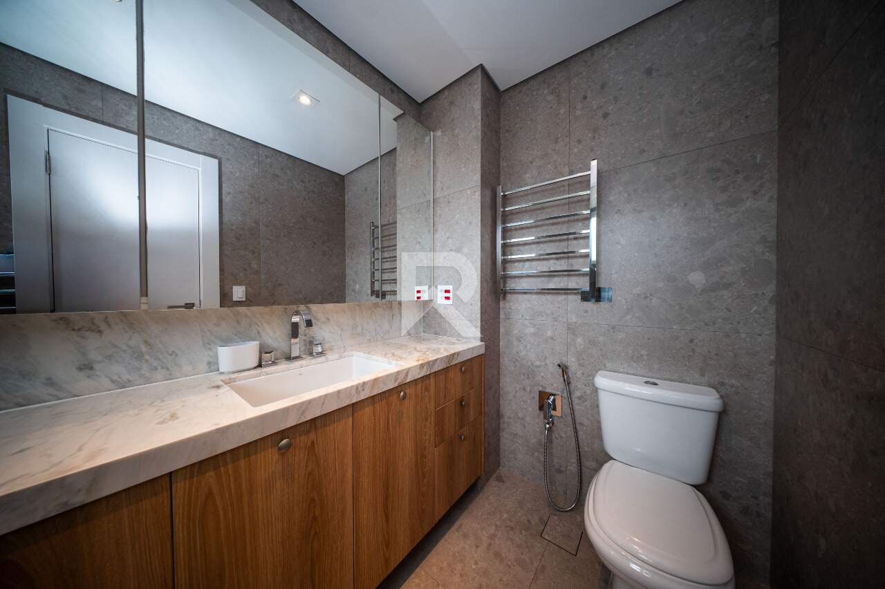 Cobertura Mobiliado no Ed. Terra Gutierrez com 2 suites, 3 vagas e 212m2 para aluguel - Batel, Curitiba miniatura 27
