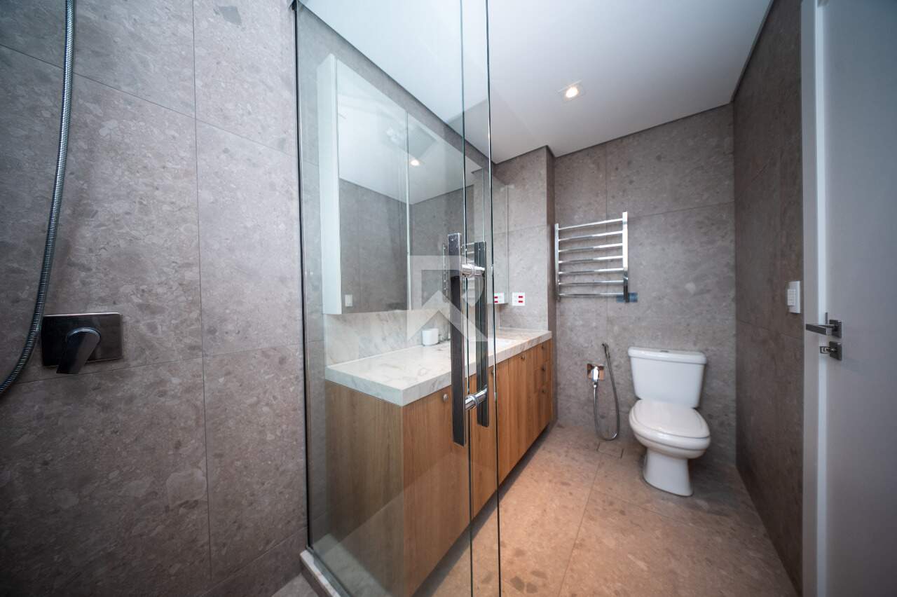 Cobertura Mobiliado no Ed. Terra Gutierrez com 2 suites, 3 vagas e 212m2 para aluguel - Batel, Curitiba miniatura 31