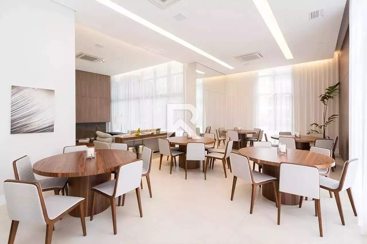 Apartamento Mobiliado, Face Norte com 3 suítes 338m2 em Cond. Clube para alugar - Champagnat, Curitiba miniatura 33