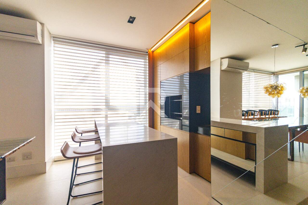 Apartamento Decorado Face Norte com 4 Vagas à venda, 338 m² - Bigorrilho/Champagnat - Curitiba/PR miniatura 14