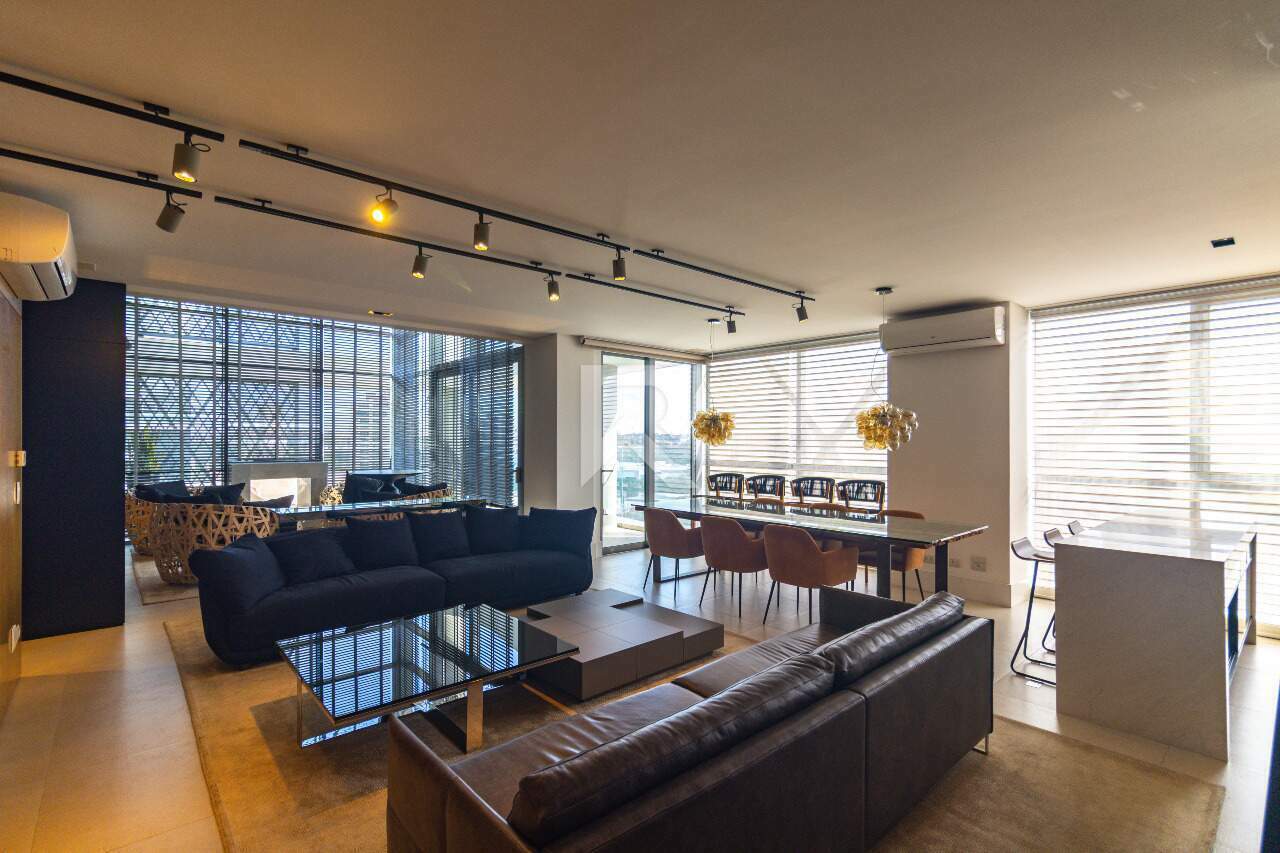 Apartamento Decorado Face Norte com 4 Vagas à venda, 338 m² - Bigorrilho/Champagnat - Curitiba/PR