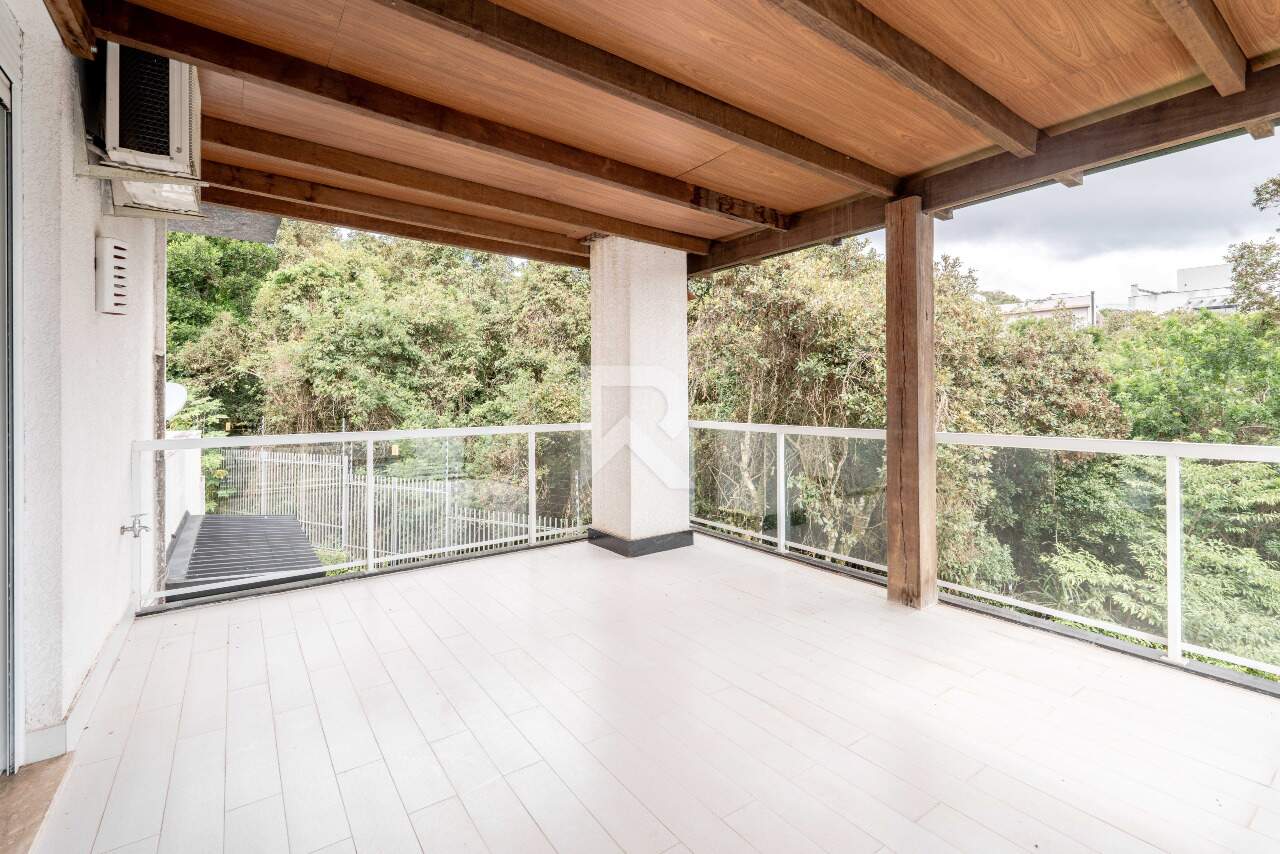 Casa Moderna Semi Mobiliada em Cond. Clube com 4 suítes, Quintal e 458m2 para venda - Santa Felicidade, Curitiba miniatura 39