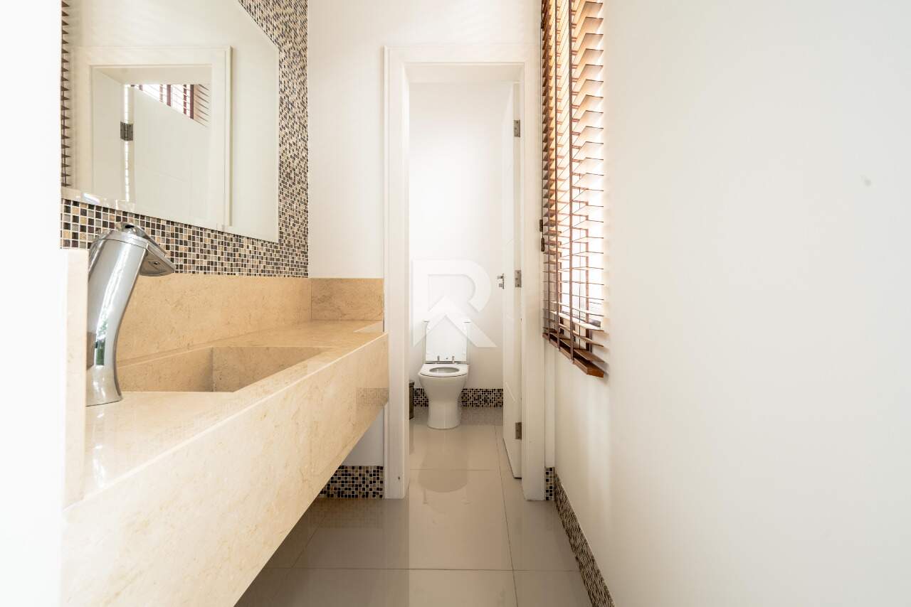 Casa Moderna Semi Mobiliada em Cond. Clube com 4 suítes, Quintal e 458m2 para venda - Santa Felicidade, Curitiba miniatura 29