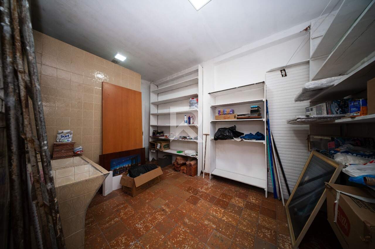 Casa com Jardim Frontal, 5 quartos 3 vagas para locação, 205 m² - Água Verde - Curitiba/PR miniatura 16