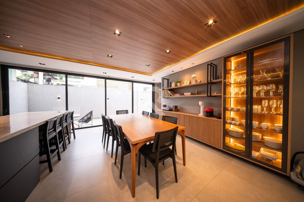 Sobrado em Condomínio, com 3 quartos e 3 Vagas à venda, 243 m² - Campo Comprido - Curitiba/PR miniatura 10
