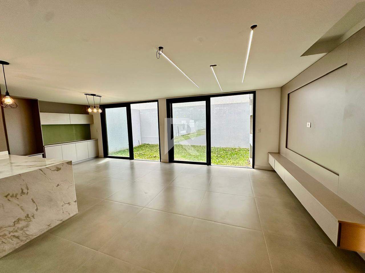 Casa em Condomínio com Vista Livre, 3 Quartos e 2 Vagas à Venda, 194 m² - Santa Felicidade - Curitiba/PR miniatura 5