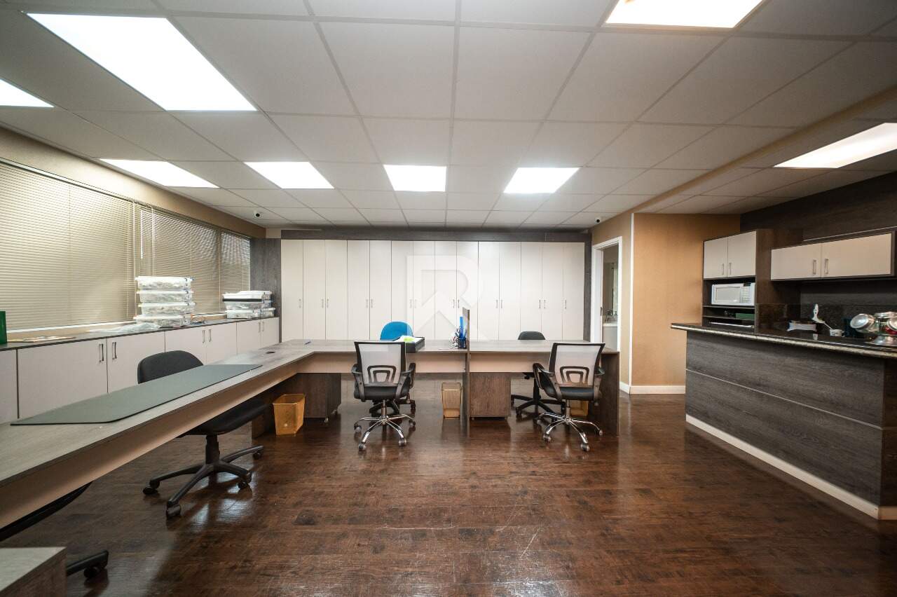 Sala Comercial Mobiliada para Locação no Helbor Office | 78m² Privativos | 2 Vagas | Mossunguê – Curitiba/PR miniatura 4