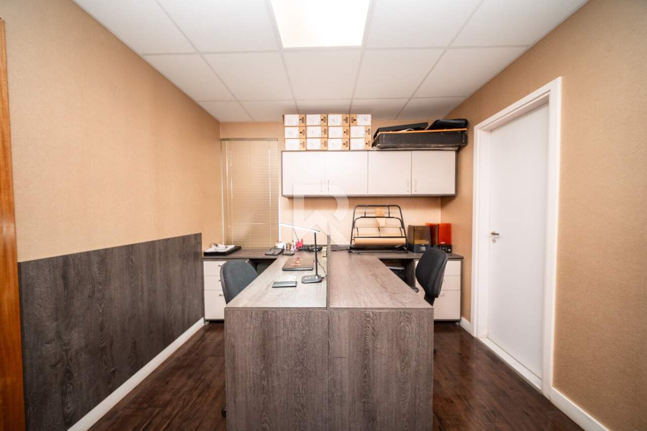 Sala Comercial Mobiliada para Locação no Helbor Office | 78m² Privativos | 2 Vagas | Mossunguê – Curitiba/PR miniatura 14