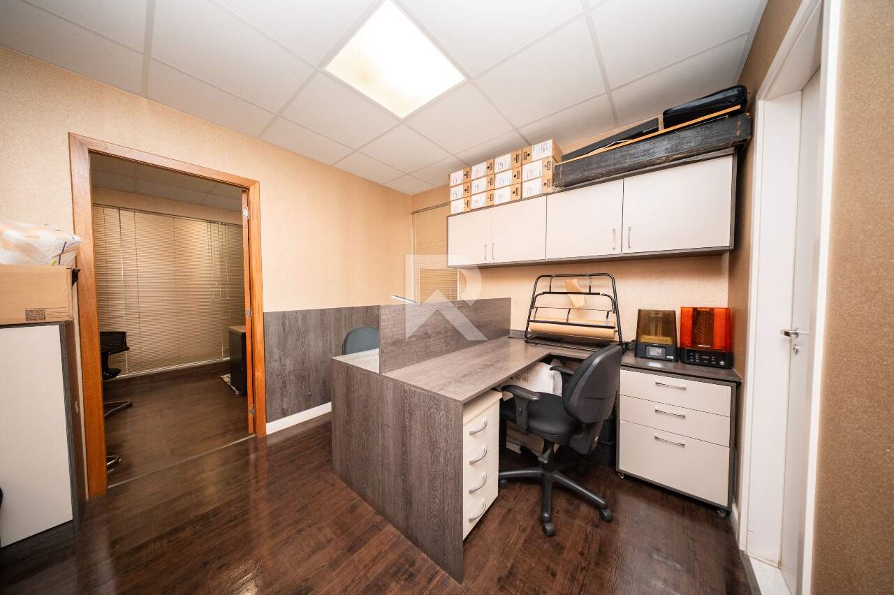 Sala Comercial Mobiliada para Locação no Helbor Office | 78m² Privativos | 2 Vagas | Mossunguê – Curitiba/PR miniatura 15