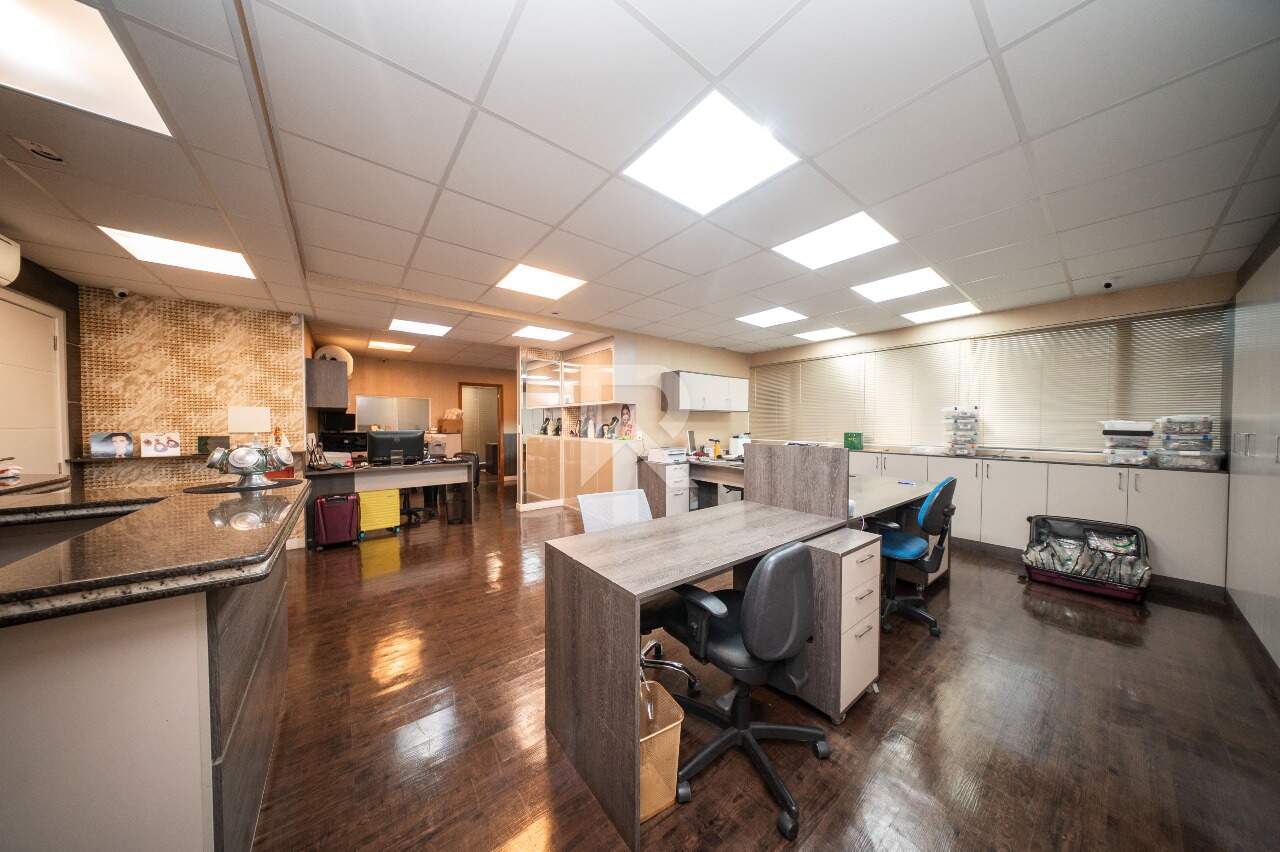 Sala Comercial Mobiliada para Locação no Helbor Office | 78m² Privativos | 2 Vagas | Mossunguê – Curitiba/PR miniatura 6