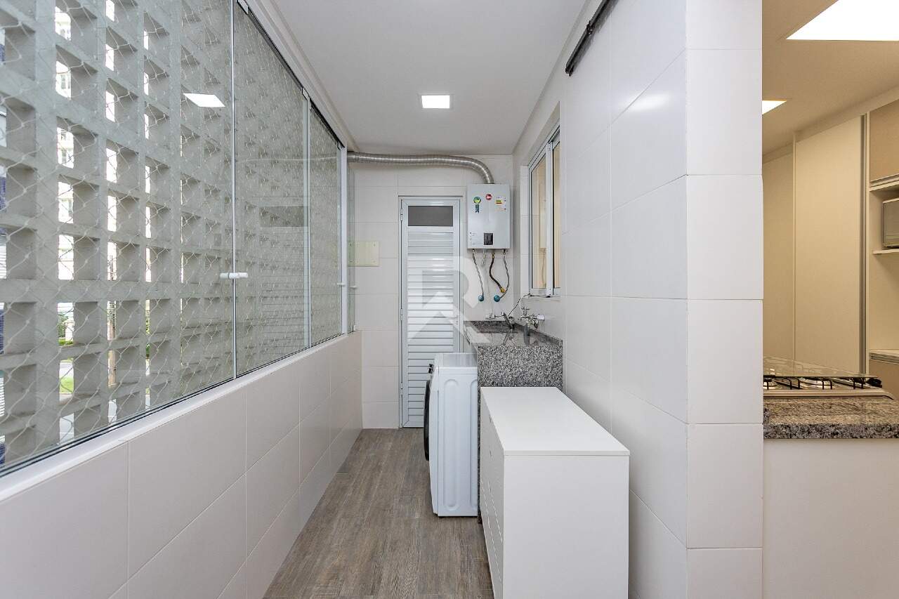 Apartamento Mobiliado, 3 quartos 1 Vaga para locação, 101 m² - Batel- Curitiba/PR miniatura 45