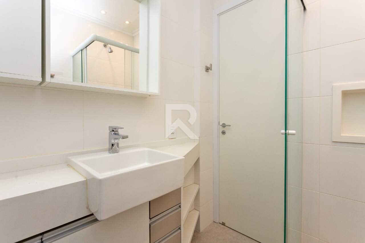 Apartamento Mobiliado, 3 quartos 1 Vaga para locação, 101 m² - Batel- Curitiba/PR miniatura 23