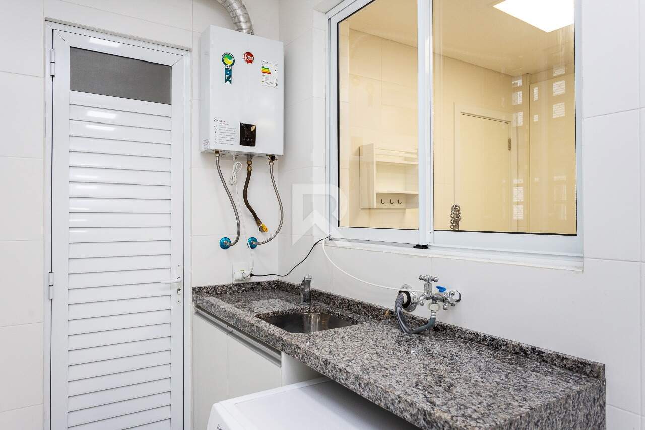 Apartamento Mobiliado, 3 quartos 1 Vaga para locação, 101 m² - Batel- Curitiba/PR miniatura 49