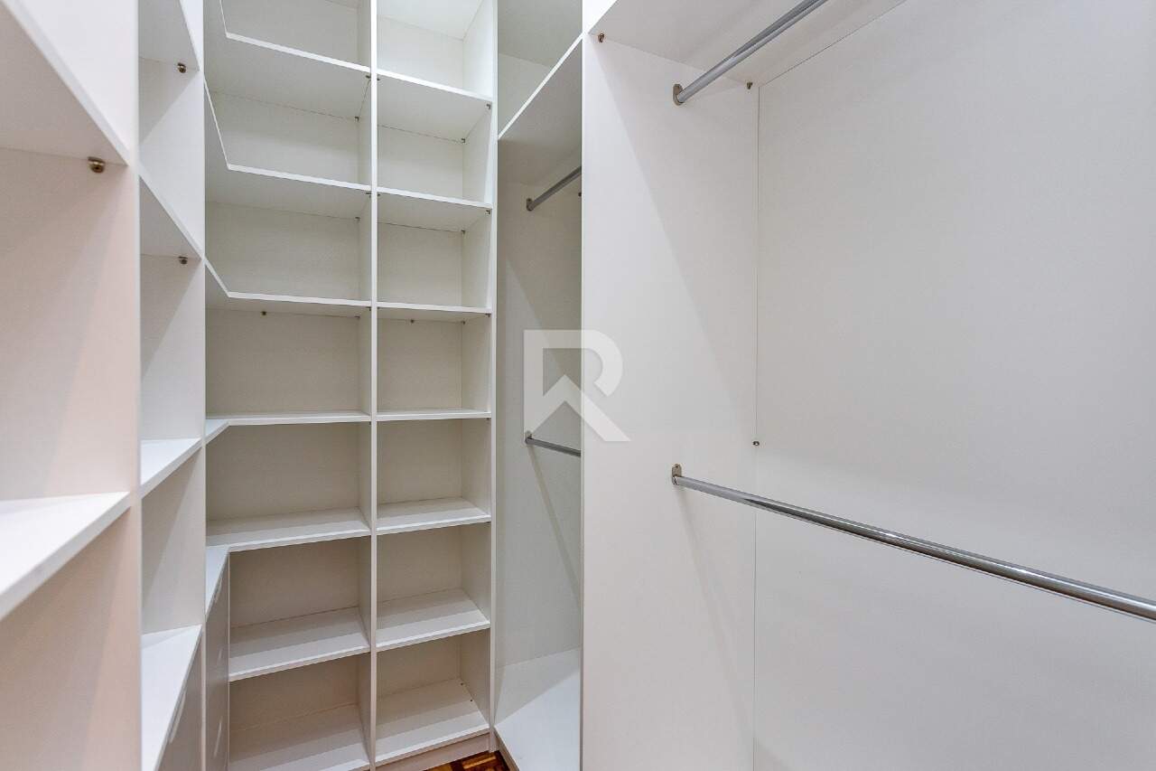 Apartamento Mobiliado, 3 quartos 1 Vaga para locação, 101 m² - Batel- Curitiba/PR miniatura 17