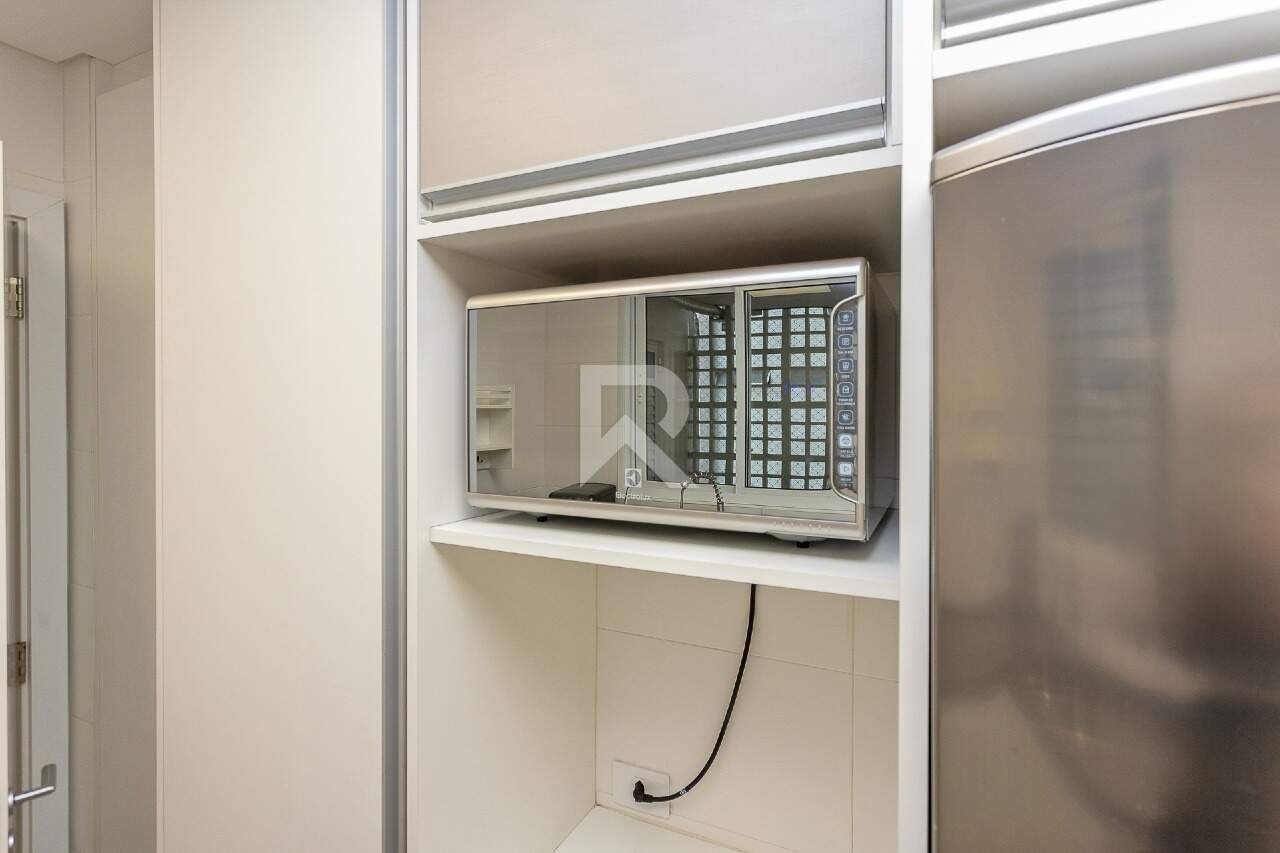 Apartamento Mobiliado, 3 quartos 1 Vaga para locação, 101 m² - Batel- Curitiba/PR miniatura 43