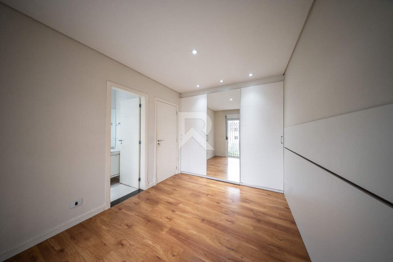 Casa com Amplo Jardim, Piscina e 4 Quartos para Locação, 316 m² - Jardim Social - Curitiba/PR miniatura 48
