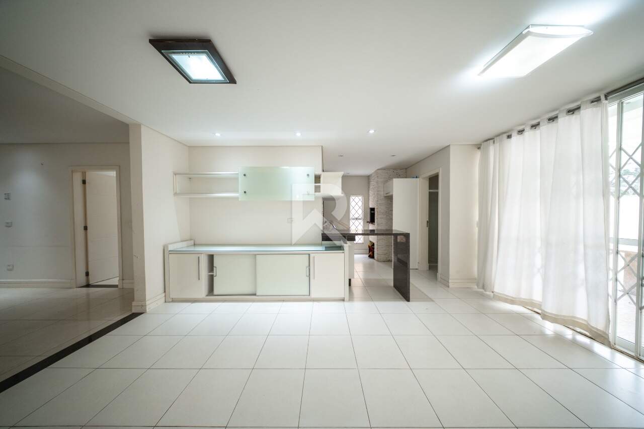 Casa com Amplo Jardim, Piscina e 4 Quartos para Locação, 316 m² - Jardim Social - Curitiba/PR miniatura 10