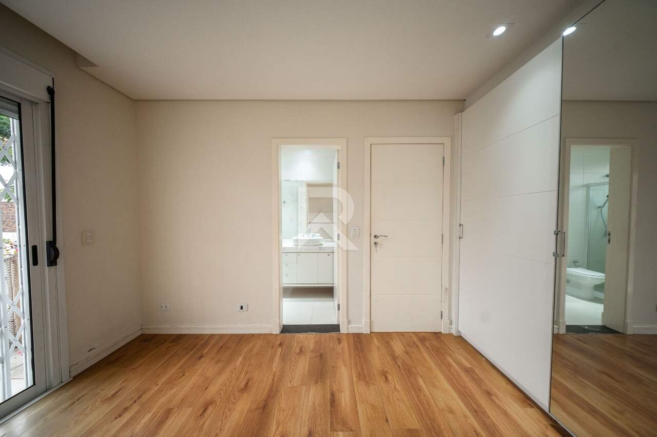 Casa com Amplo Jardim, Piscina e 4 Quartos para Locação, 316 m² - Jardim Social - Curitiba/PR miniatura 49