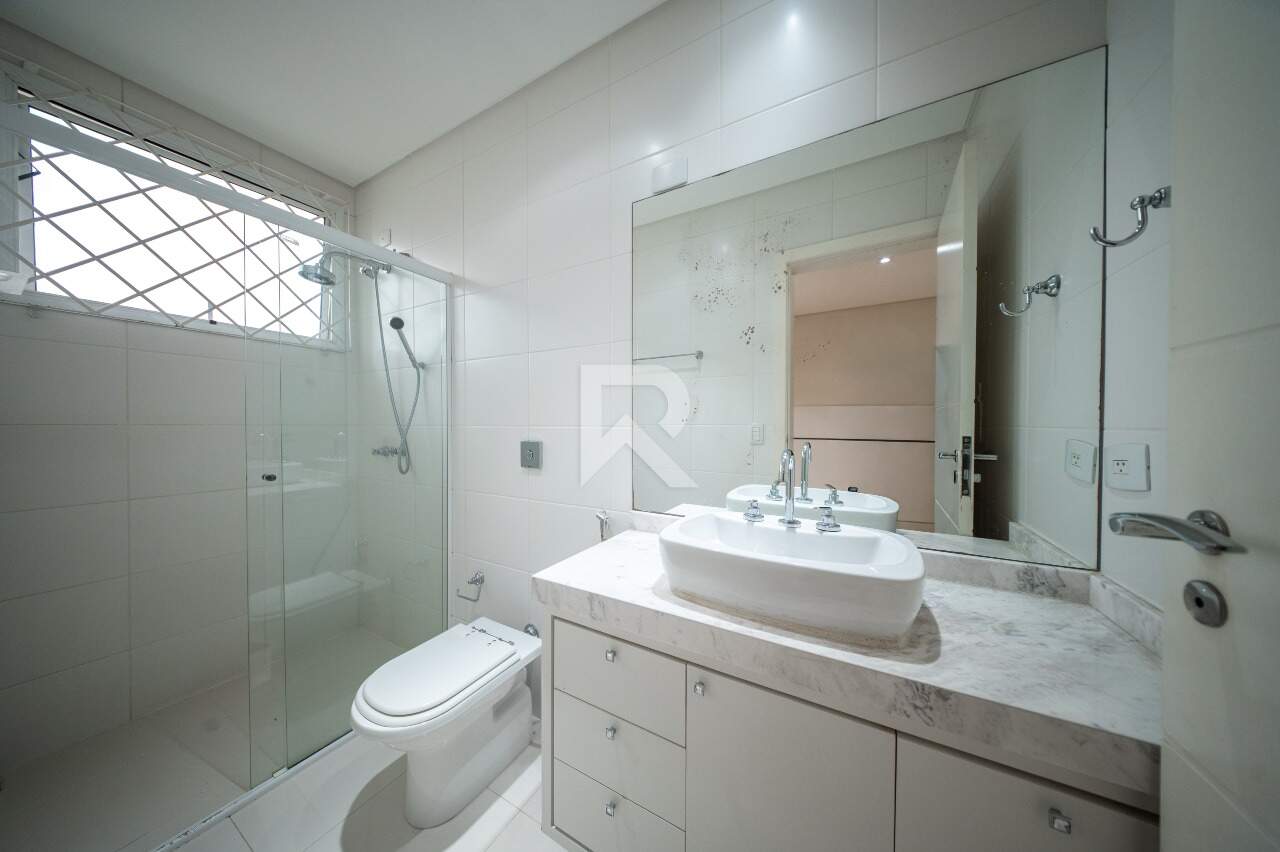 Casa com Amplo Jardim, Piscina e 4 Quartos para Locação, 316 m² - Jardim Social - Curitiba/PR miniatura 43